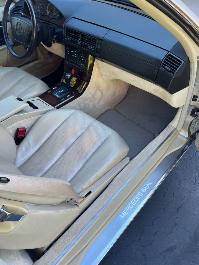 Mercedes-benz-s-class-1995-4