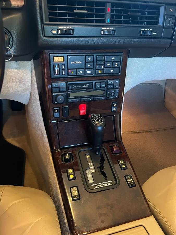 Mercedes-benz-s-class-1995-7