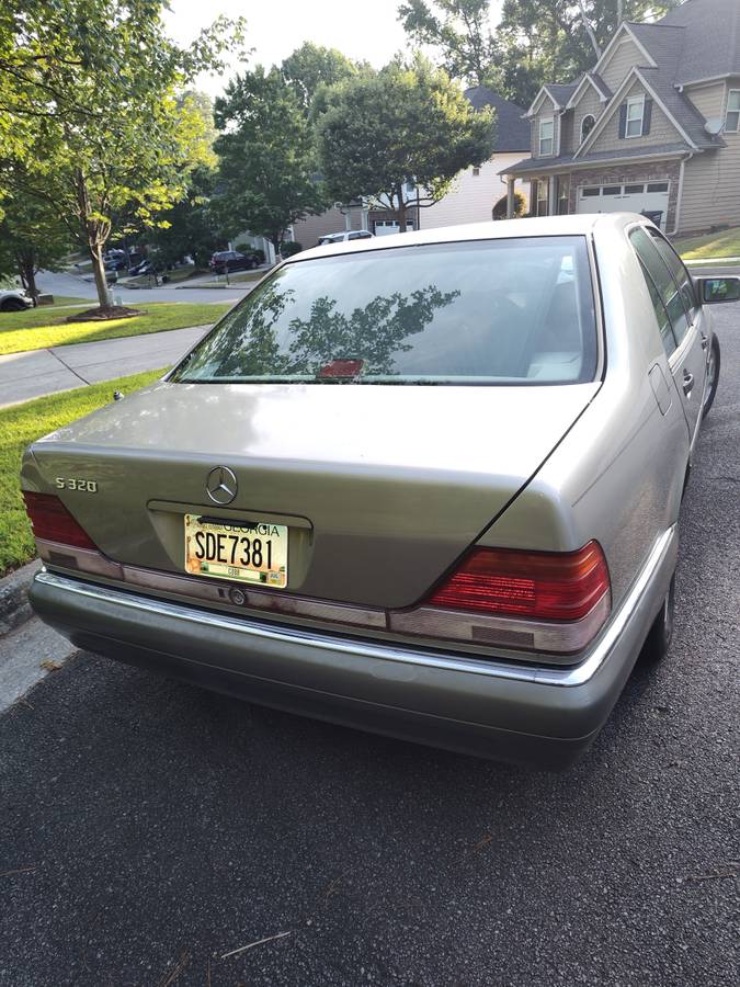 Mercedes-benz-s-class-1995-yellow-3