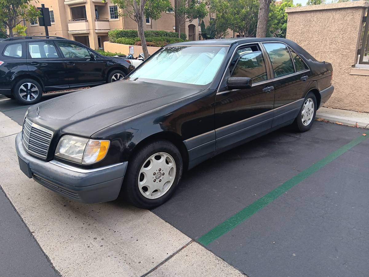 Mercedes-benz-s-class-1996-black-2