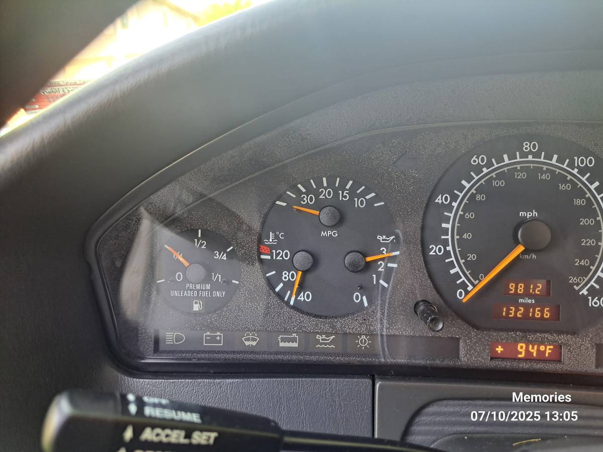 Mercedes-benz-s-class-1996-blue-30