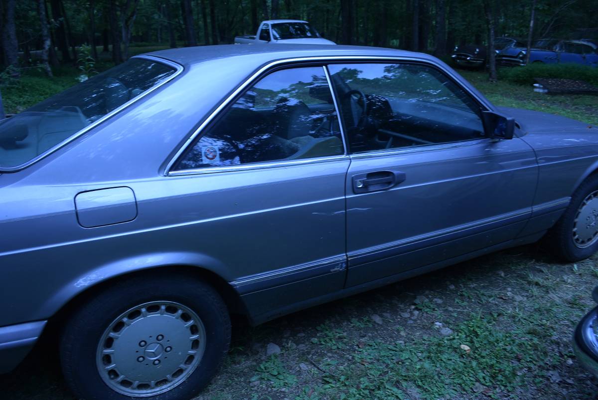 Mercedes-benz-s-class-sec560-1990-grey-9