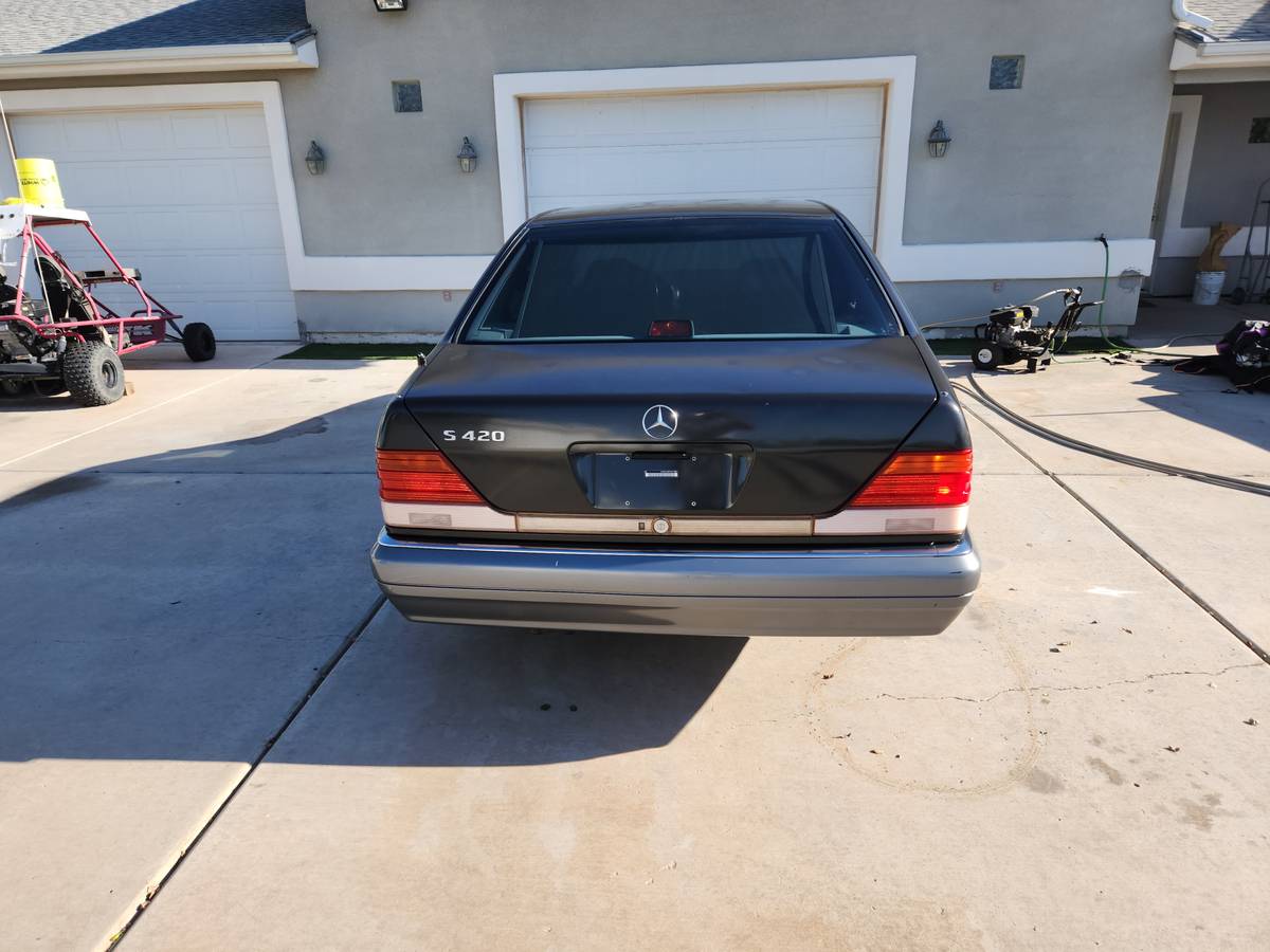 Mercedes-benz-s420-1995-grey-4