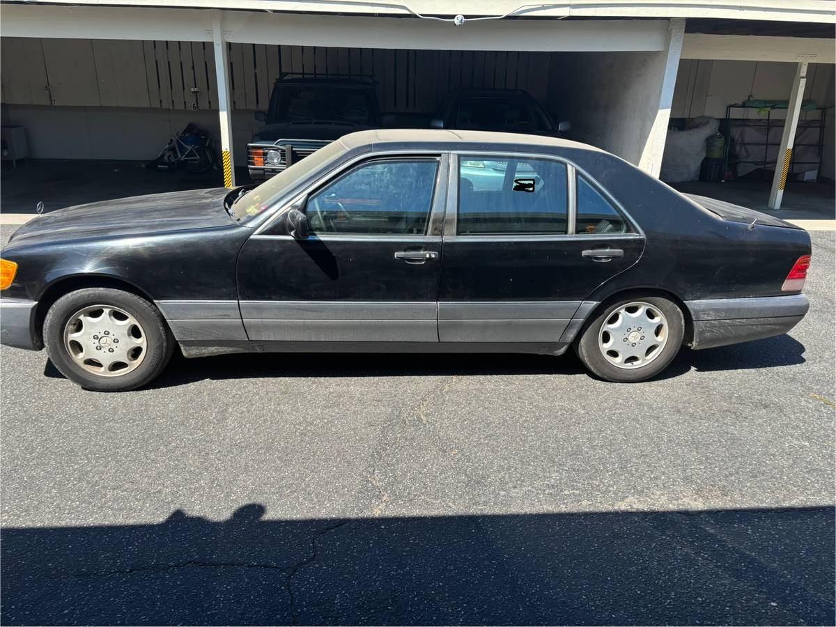 Mercedes-benz-s500-1995-black-3