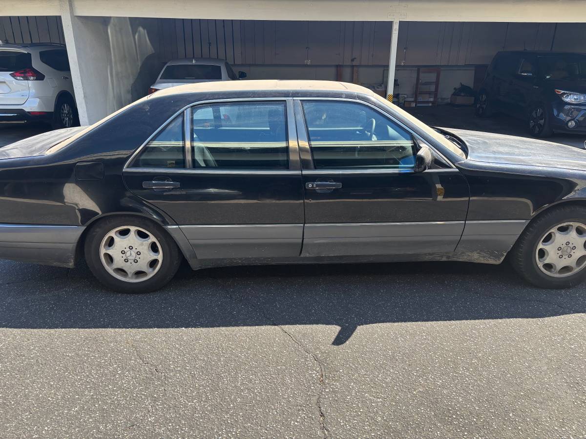 Mercedes-benz-s500-1995-black-4