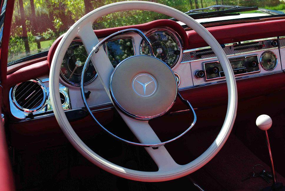 Mercedes-benz-sl-class-1964-white-3