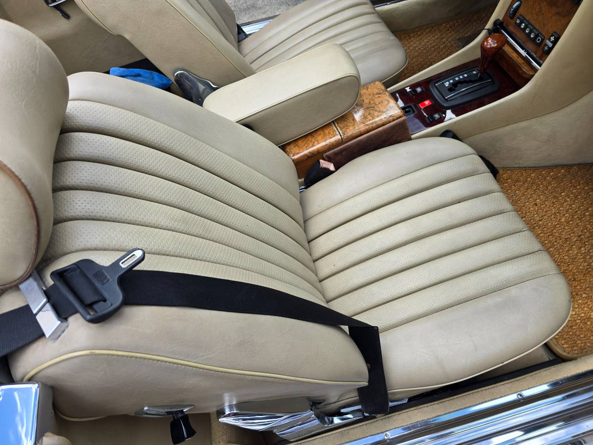 Mercedes-benz-sl-class-1985-8