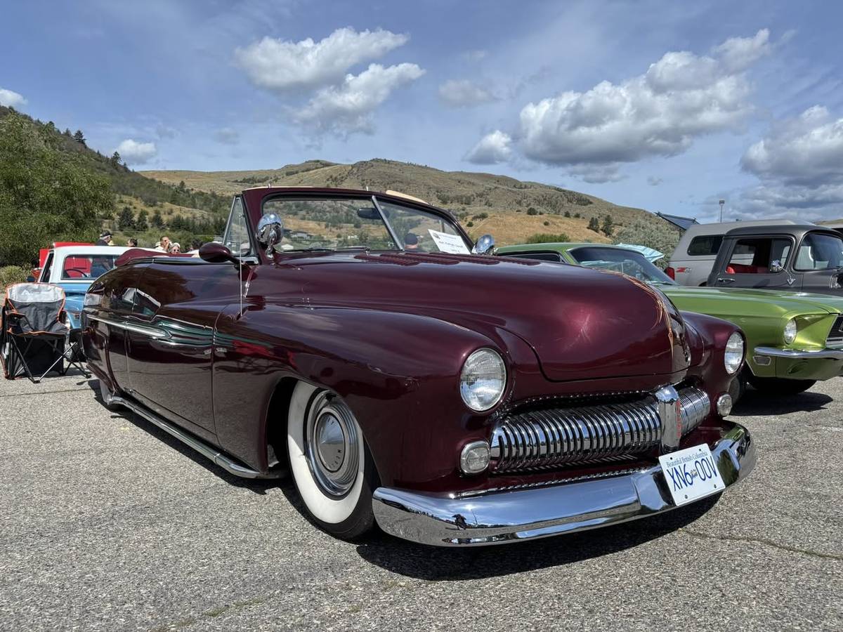 Mercedes-eight-convertible-1949-13