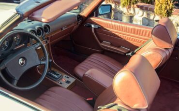 Mercedes-sl380-1983-white-17