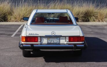 Mercedes-sl380-1983-white-29
