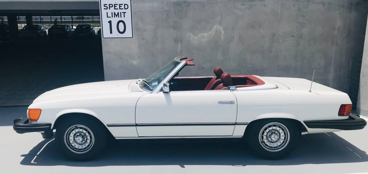Mercedes-sl380-1983-white-9