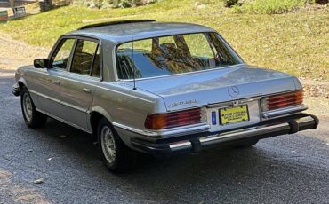 Mercedesbenz-400class-1975-silver-11