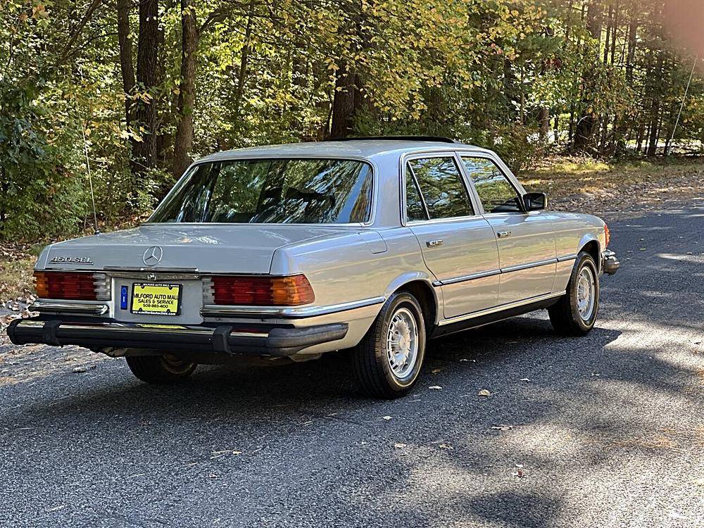 Mercedesbenz-400class-1975-silver-13