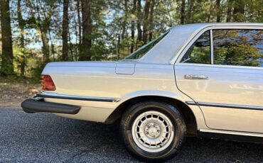 Mercedesbenz-400class-1975-silver-3