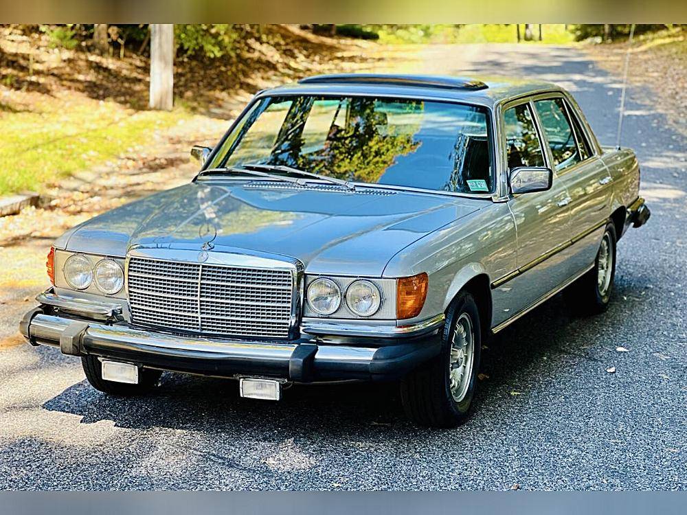Mercedesbenz-400class-1975-silver-9