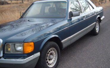 Mercesed-300sd-diesel-1983-blue-9