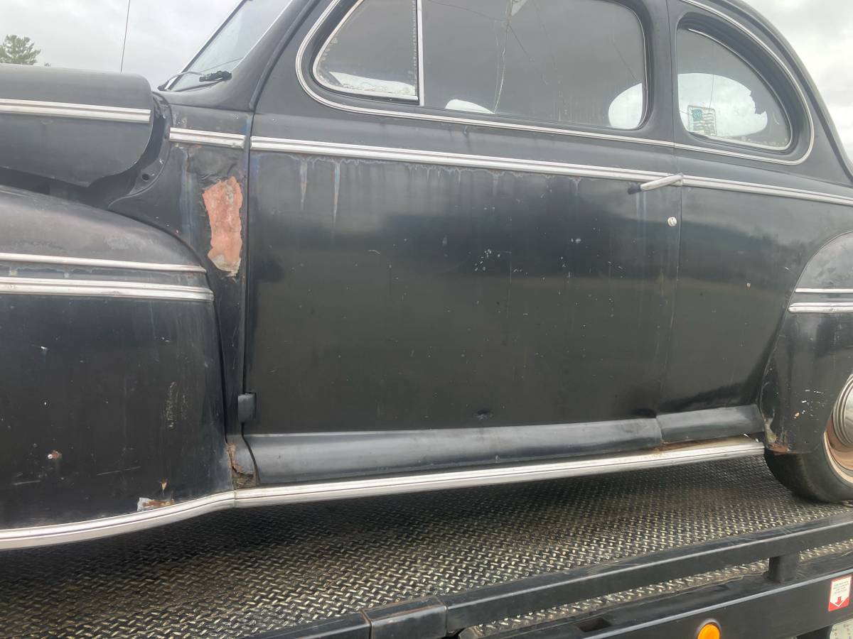 Mercury-1947-black-8