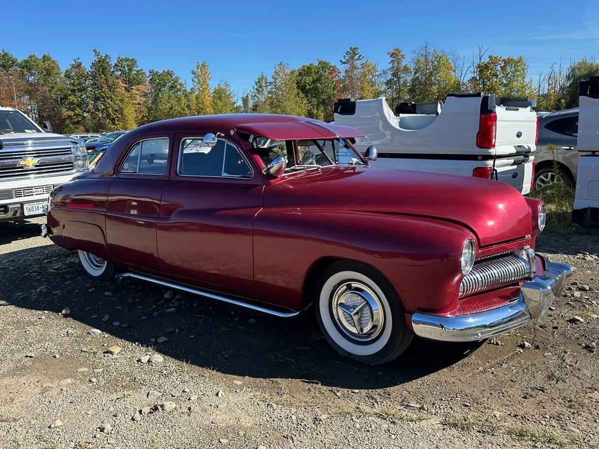 Mercury-1949-red-12