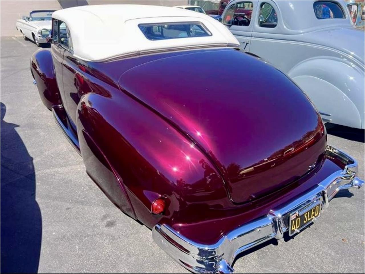 Mercury-2-dr-coupe-1940-Candy-Brandy-Wine-Off-White-amp-Burgundy-2
