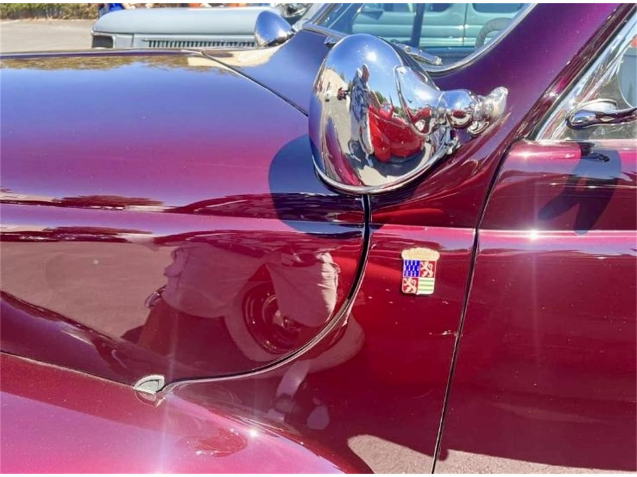 Mercury-2-dr-coupe-1940-Candy-Brandy-Wine-Off-White-amp-Burgundy-5