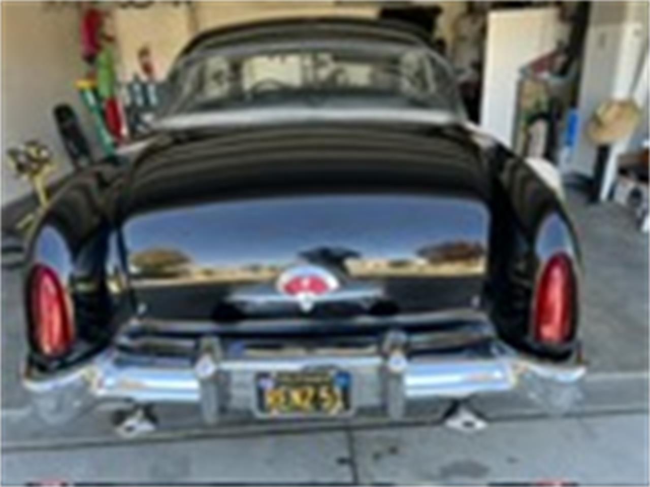 Mercury-2-dr-coupe-1951-black-gray-3