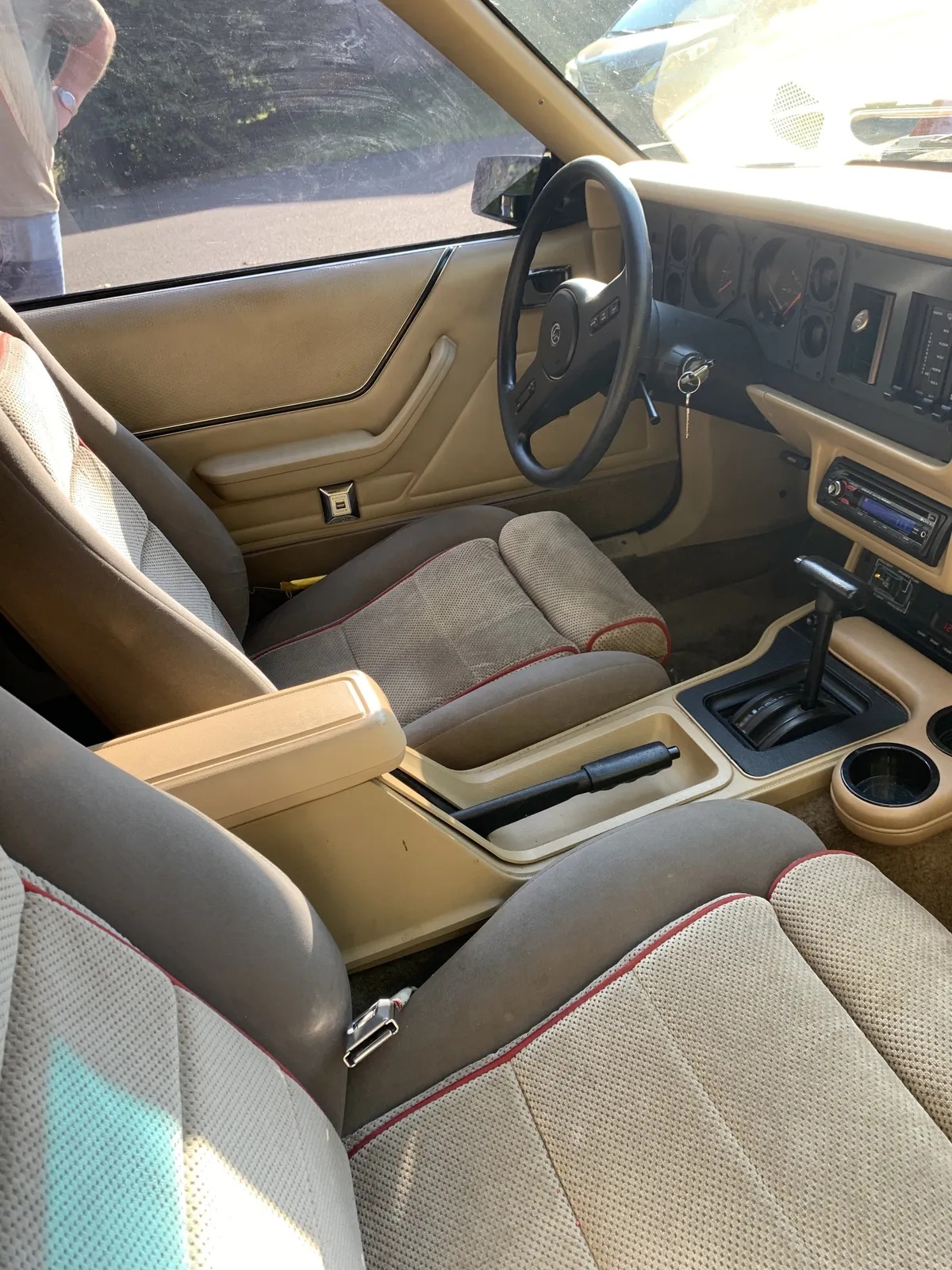 Mercury-Capri-1970-1986-Red-Beige-18