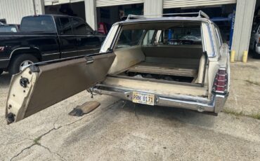 Mercury-Colony-Park-1966-10