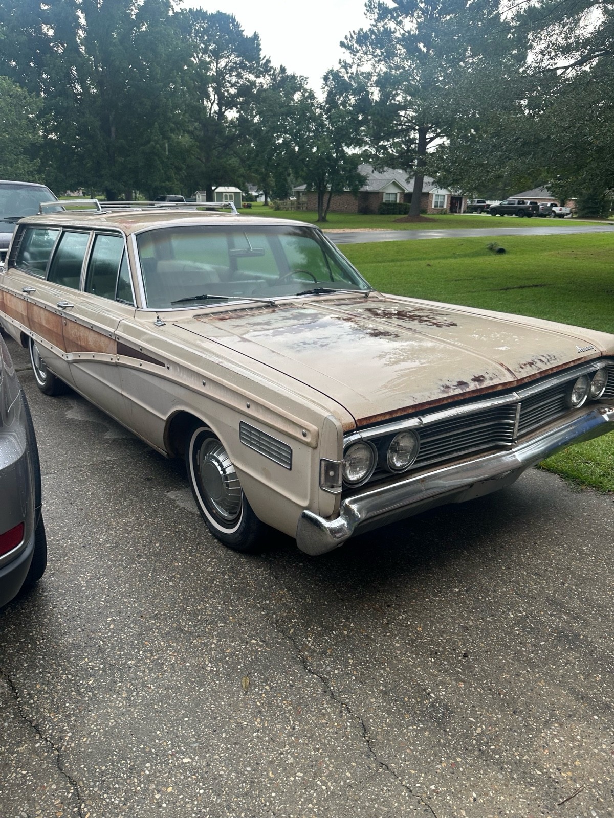 Mercury-Colony-Park-1966-11