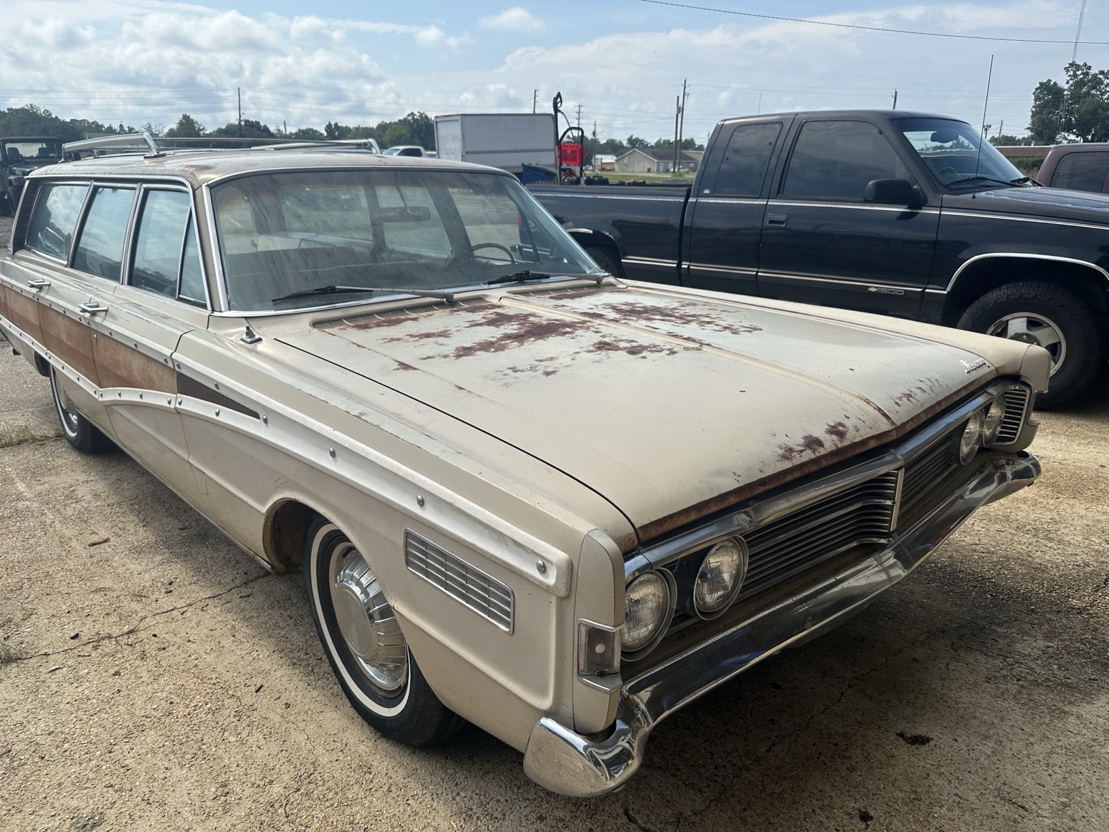 Mercury-Colony-Park-1966-9