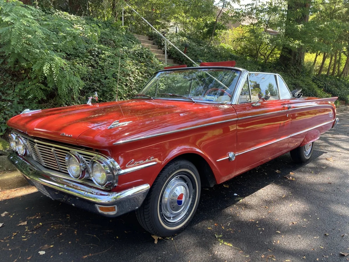 Mercury-Comet-1963-Red-White-7