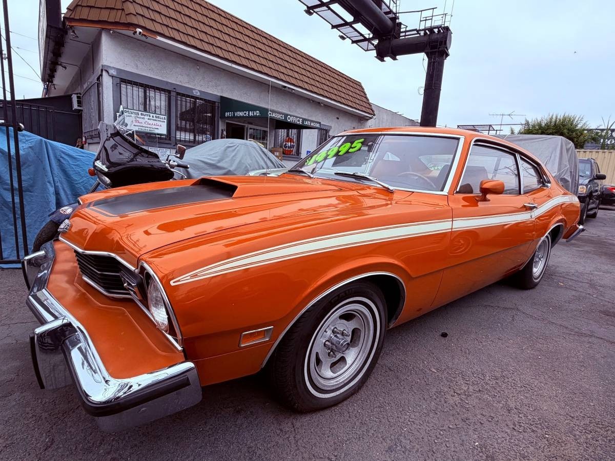 Mercury-Comet-1974-Coupe-11