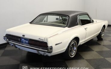 Mercury-Cougar-1967-White-Parchment-10