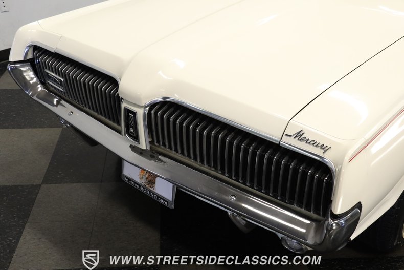 Mercury-Cougar-1967-White-Parchment-18