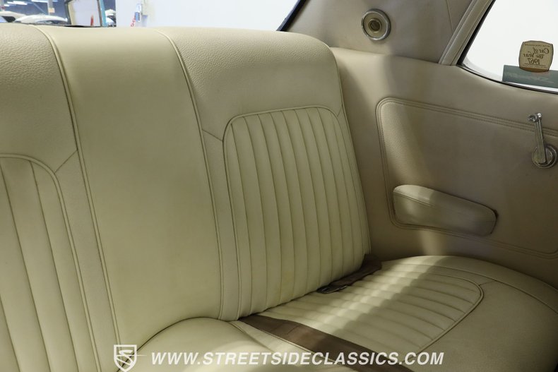 Mercury-Cougar-1967-White-Parchment-2