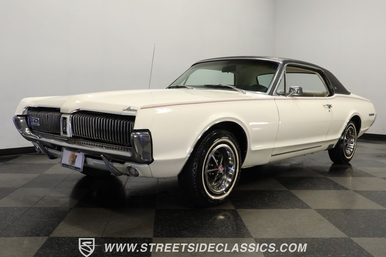 Mercury-Cougar-1967-White-Parchment-20