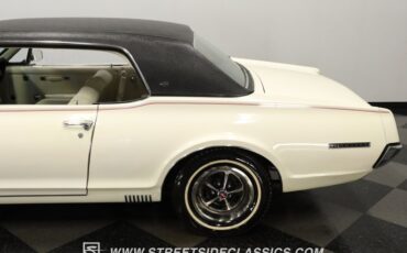 Mercury-Cougar-1967-White-Parchment-22