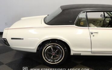 Mercury-Cougar-1967-White-Parchment-26
