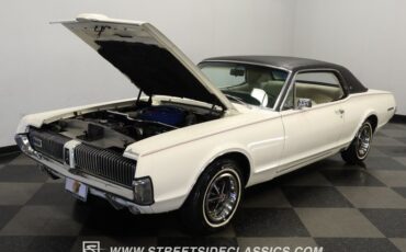 Mercury-Cougar-1967-White-Parchment-28