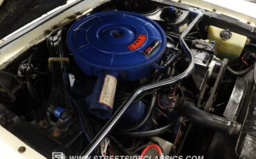 Mercury-Cougar-1967-White-Parchment-30