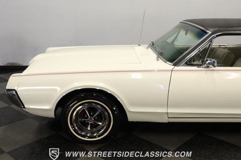 Mercury-Cougar-1967-White-Parchment-48
