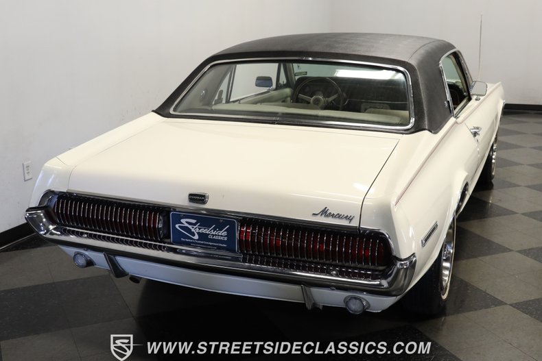 Mercury-Cougar-1967-White-Parchment-9