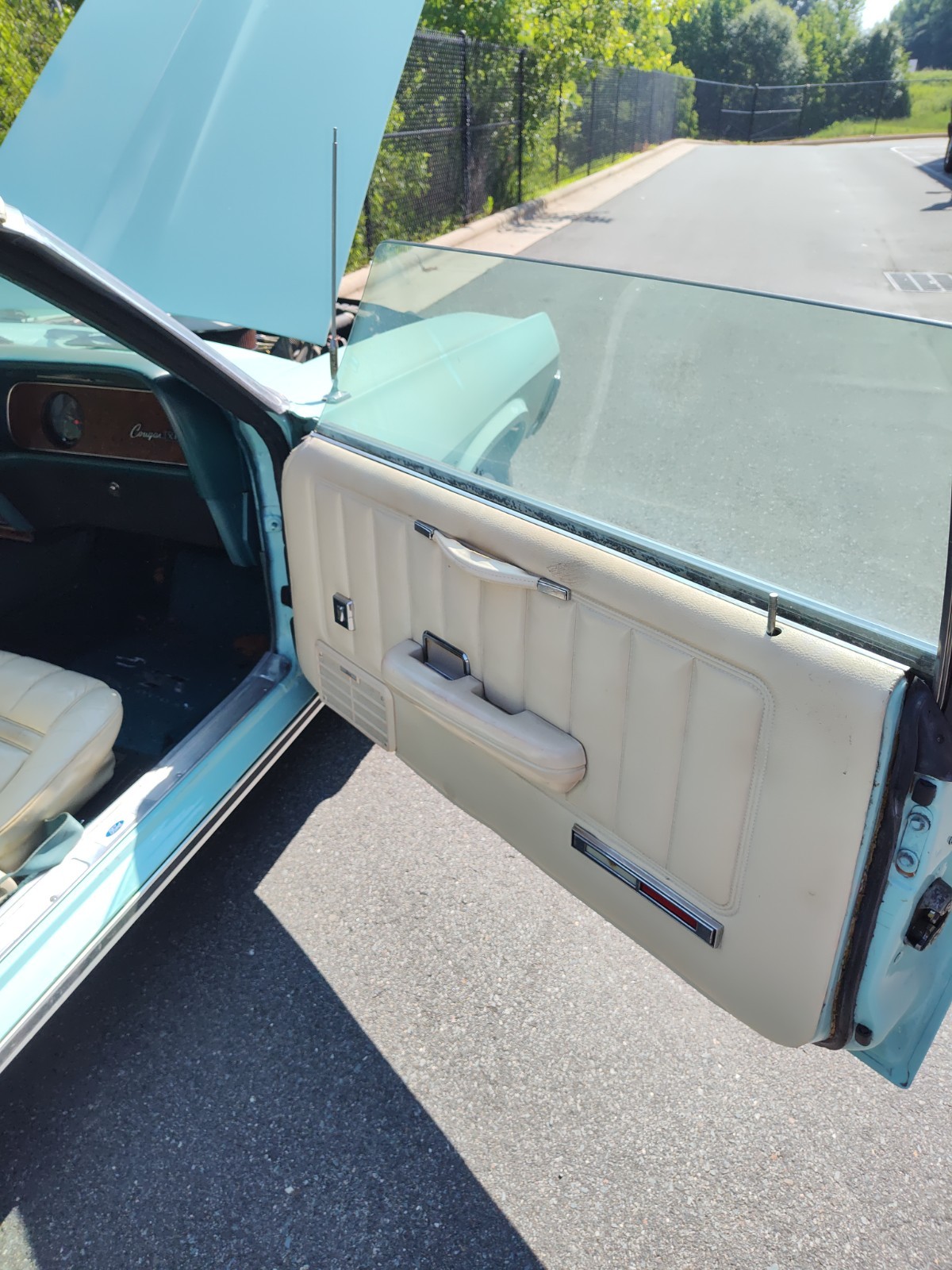 Mercury-Cougar-1969-Convertible-10