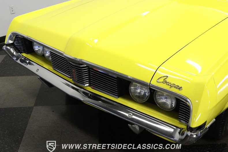Mercury-Cougar-1969-Yellow-Saddle-Leather-18