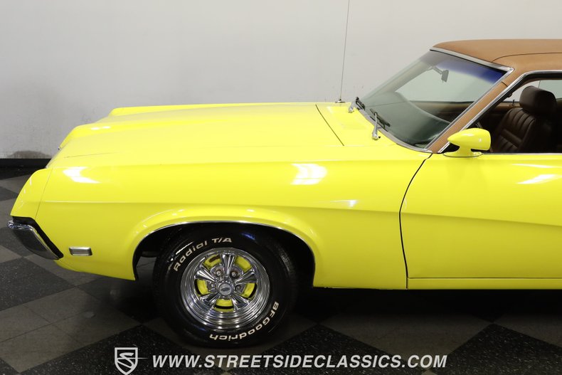 Mercury-Cougar-1969-Yellow-Saddle-Leather-25