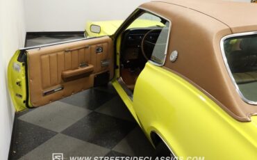 Mercury-Cougar-1969-Yellow-Saddle-Leather-33