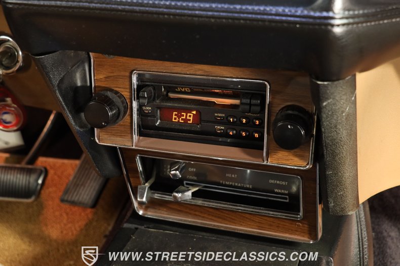 Mercury-Cougar-1969-Yellow-Saddle-Leather-37