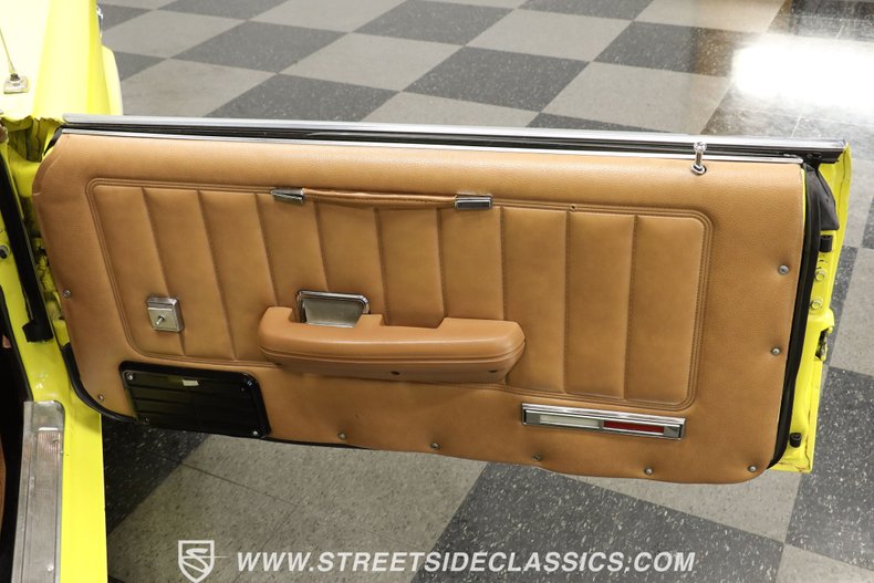 Mercury-Cougar-1969-Yellow-Saddle-Leather-42