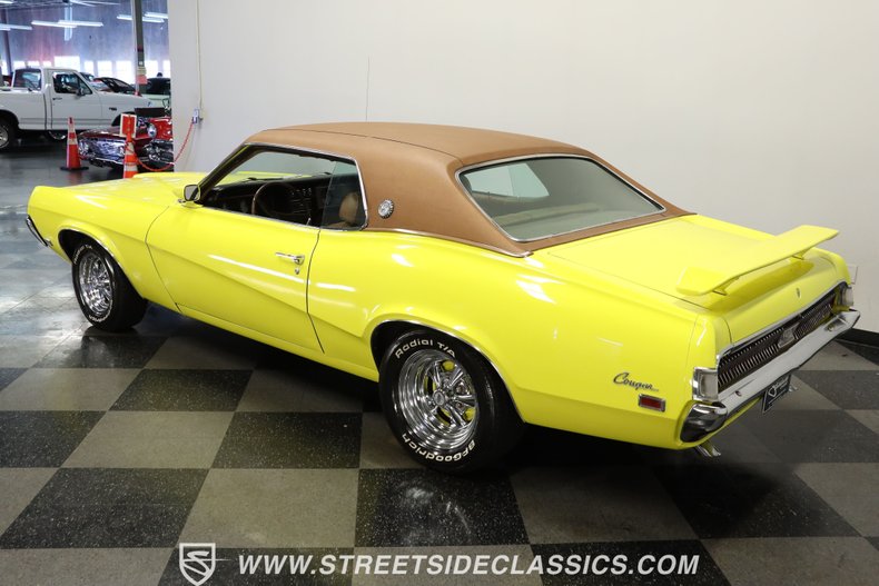 Mercury-Cougar-1969-Yellow-Saddle-Leather-5