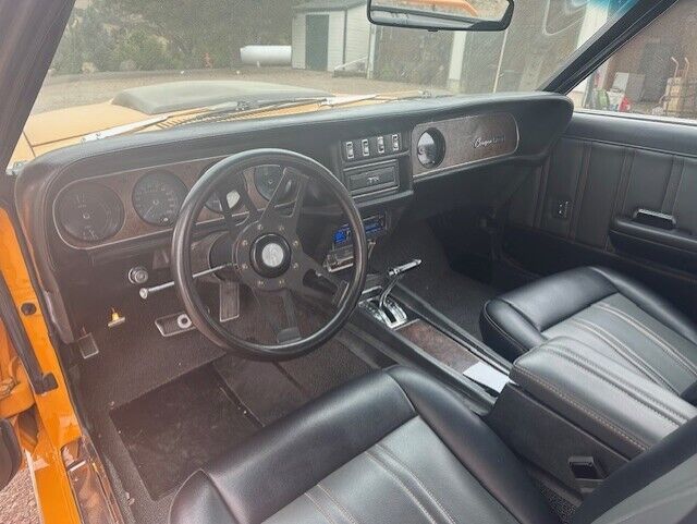 Mercury-Cougar-1970-Orange-Black-4