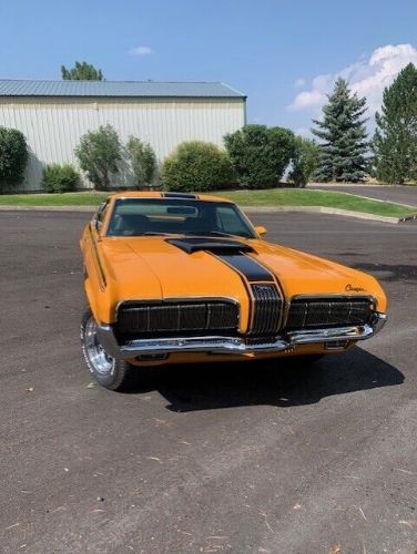 Mercury-Cougar-1970-Orange-Black-6